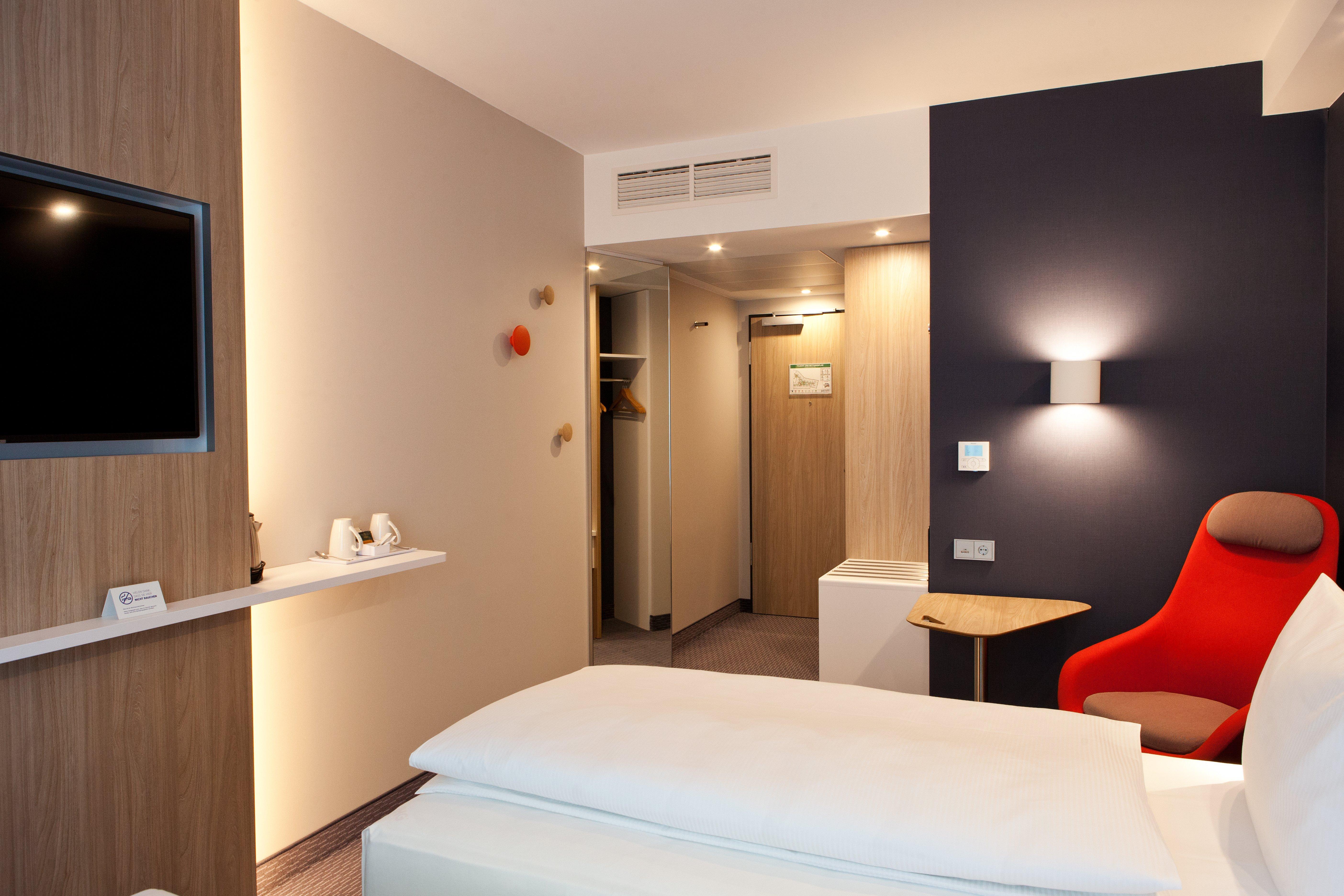 Holiday Inn Express Munich - Olching By Ihg Ngoại thất bức ảnh